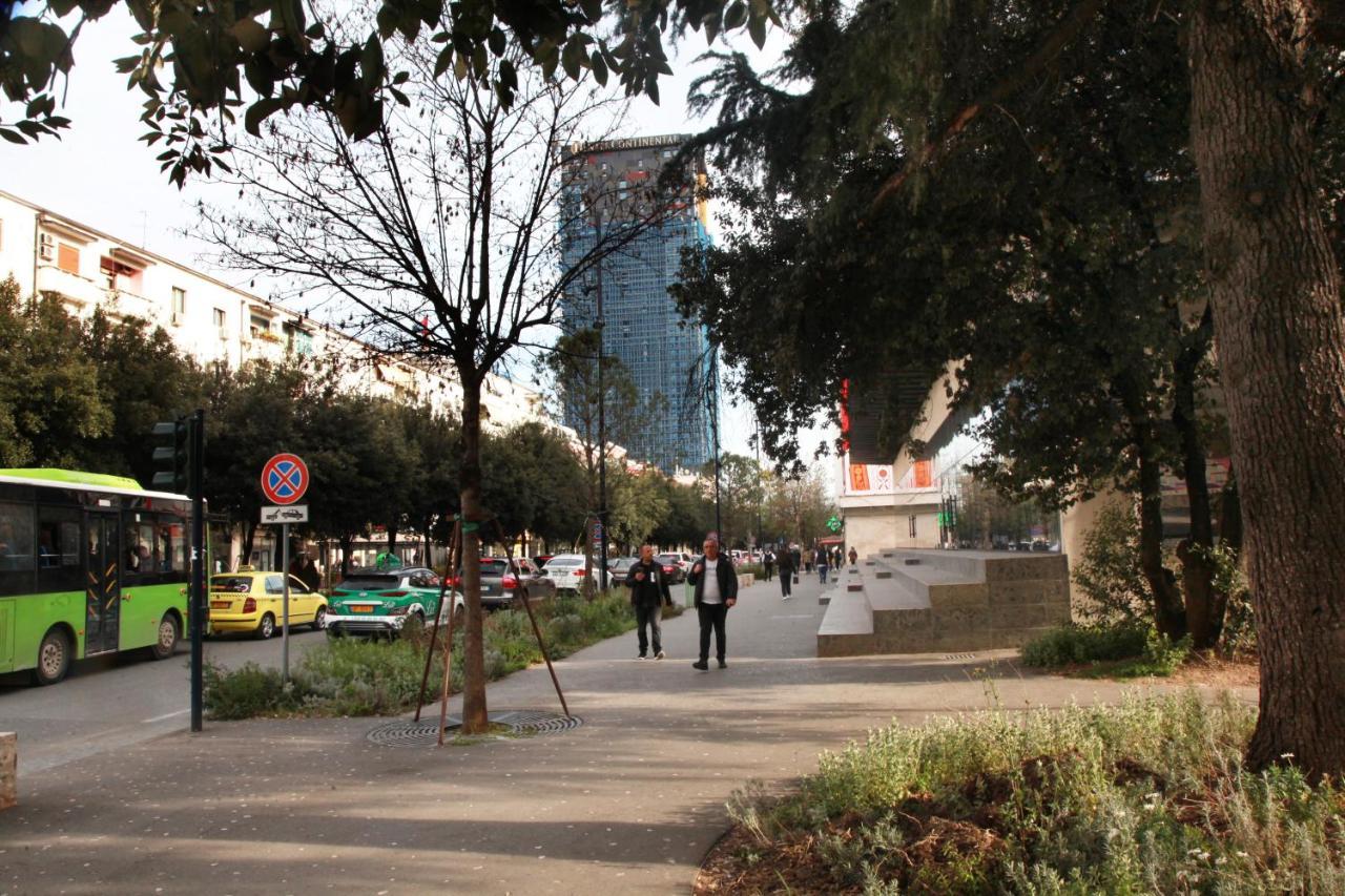 Cozy Central Apartment Tirana Exterior foto